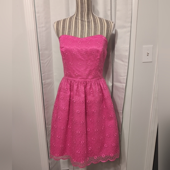 Lilly Pulitzer Payton Pop Of Pink Fit & Flare Strapless Embroidered Dress 10 - Picture 1 of 9